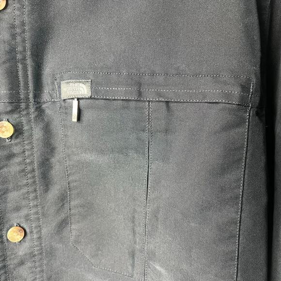 The North Face Men's Modal Blend Button Down Shirt Black Sz Medium Camp Outdoors - Picture 3 of 9